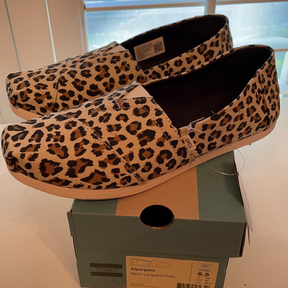 Tom’s Alphargata Leopard Print